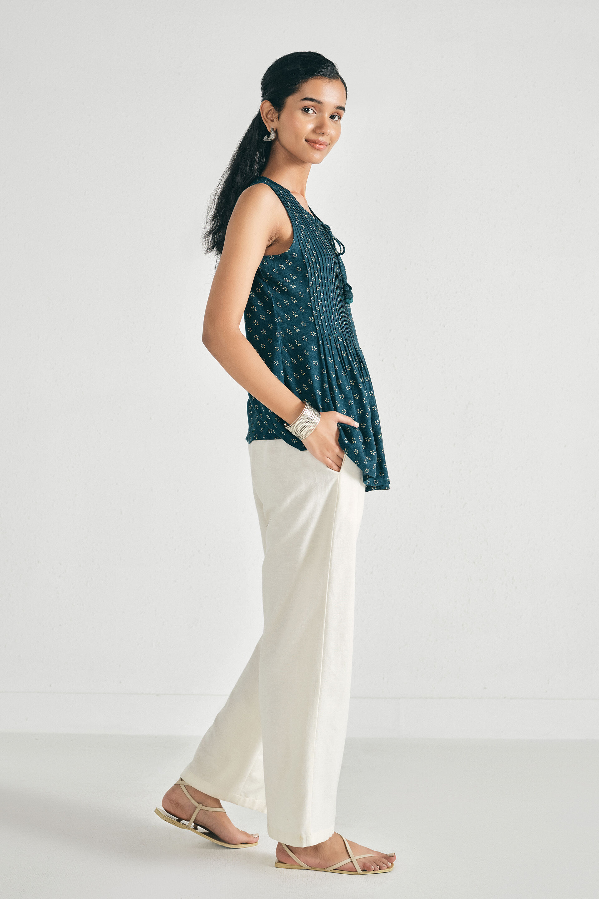 Spruha Indigo Top, Indigo, image 3